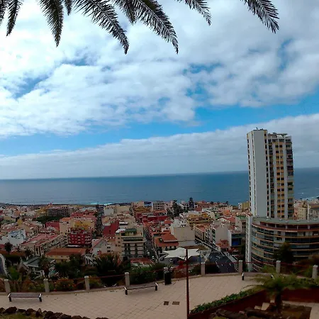 Estudio Brillante, Confortable Y Agradable